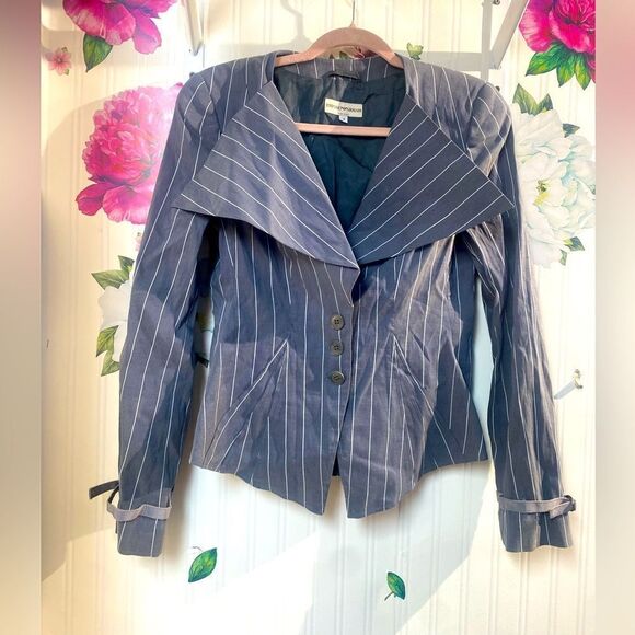 Emporio Armani Gray Blazer with Dramatic Shawl Collar - Picture 1 of 5